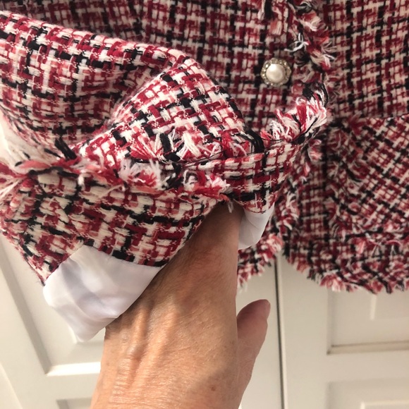 Sharp Dressy Cute Fun! Red, Black & white Jacket ♥️ like new! Medium - Picture 5 of 12